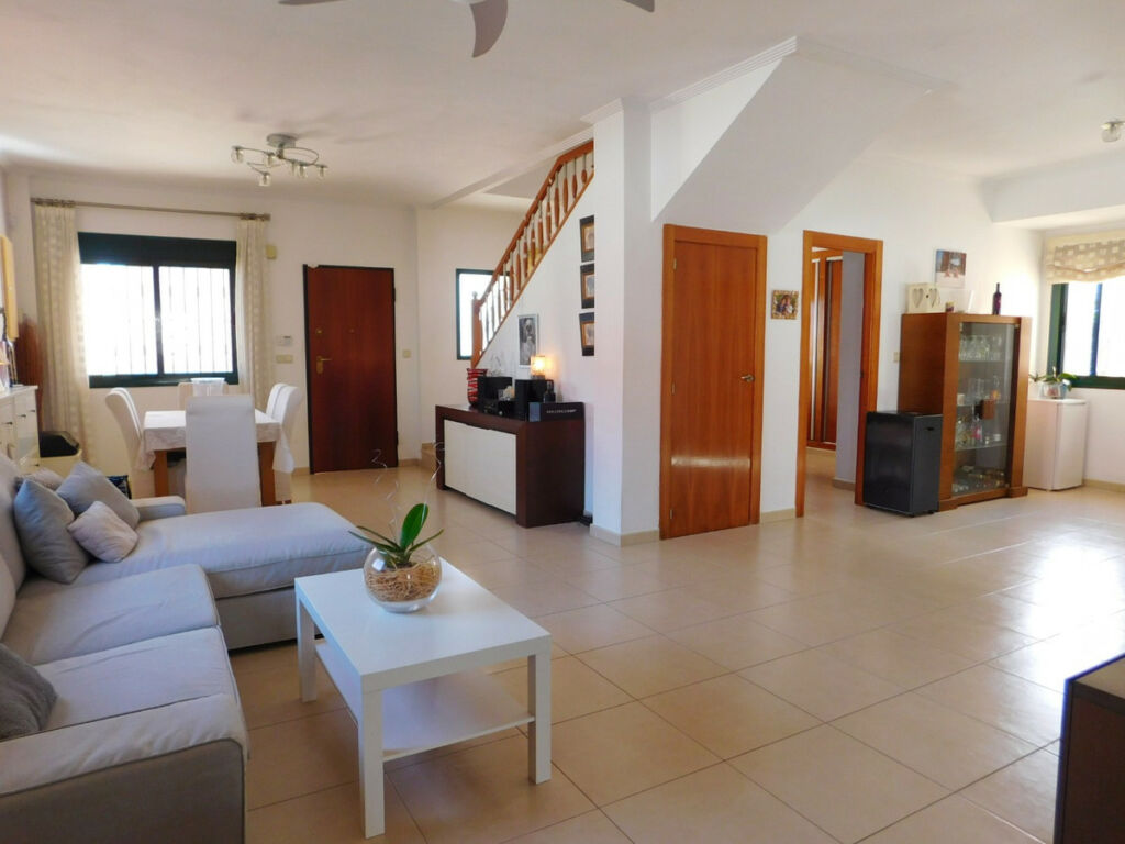 Detached Villa Ciudad Quesada Alicante - image 12