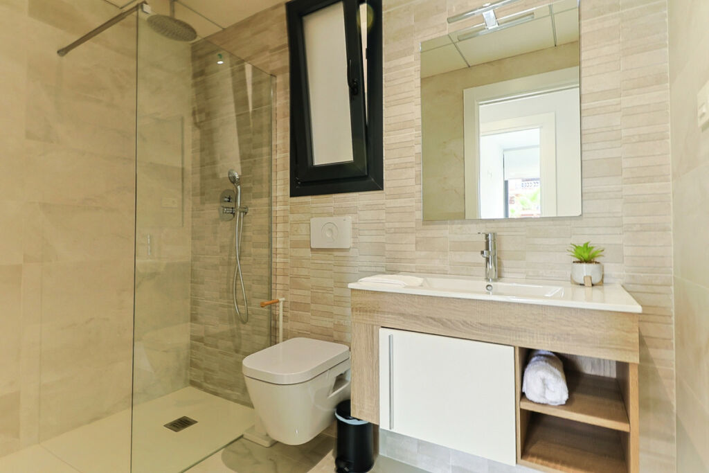 Ground Floor Apartment Los Altos Alicante - image 14