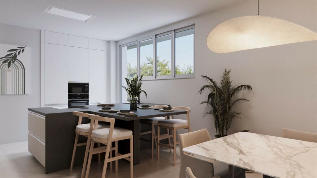 Detached Villa Estepona Málaga - image 12