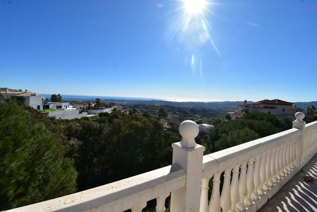 Detached Villa Mijas Málaga - image 12