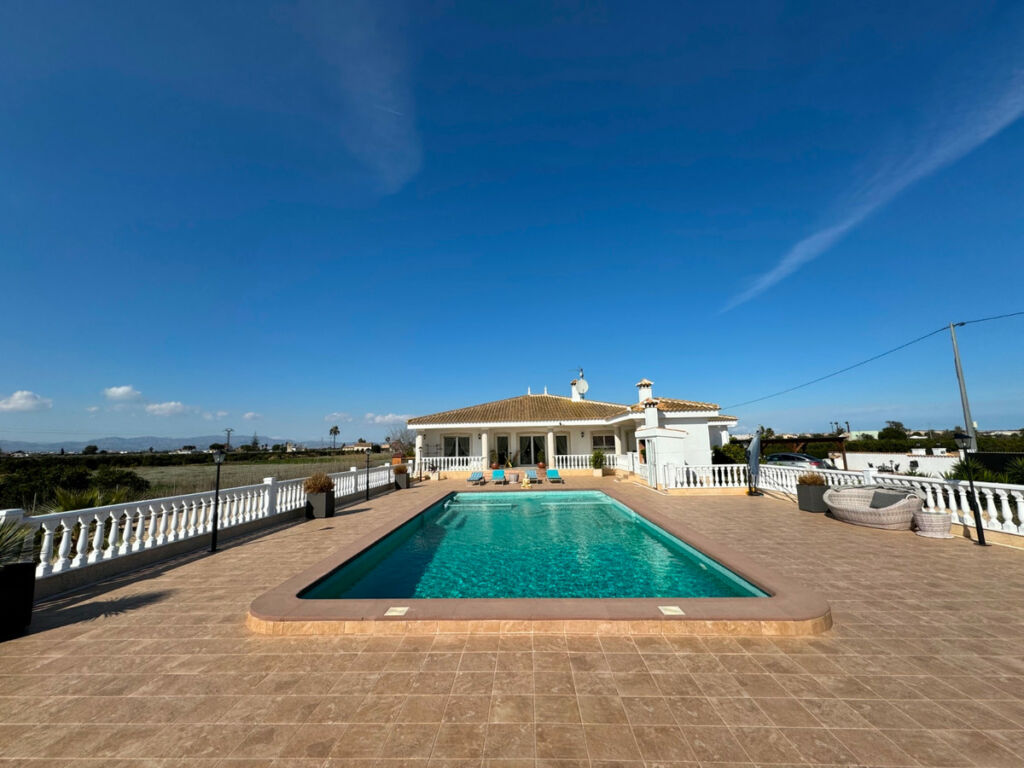 Detached Villa Rojales Alicante - image 12
