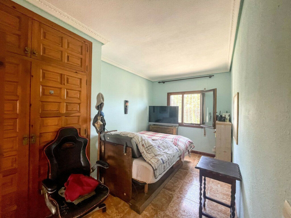 Detached Villa Calpe Alicante - image 15