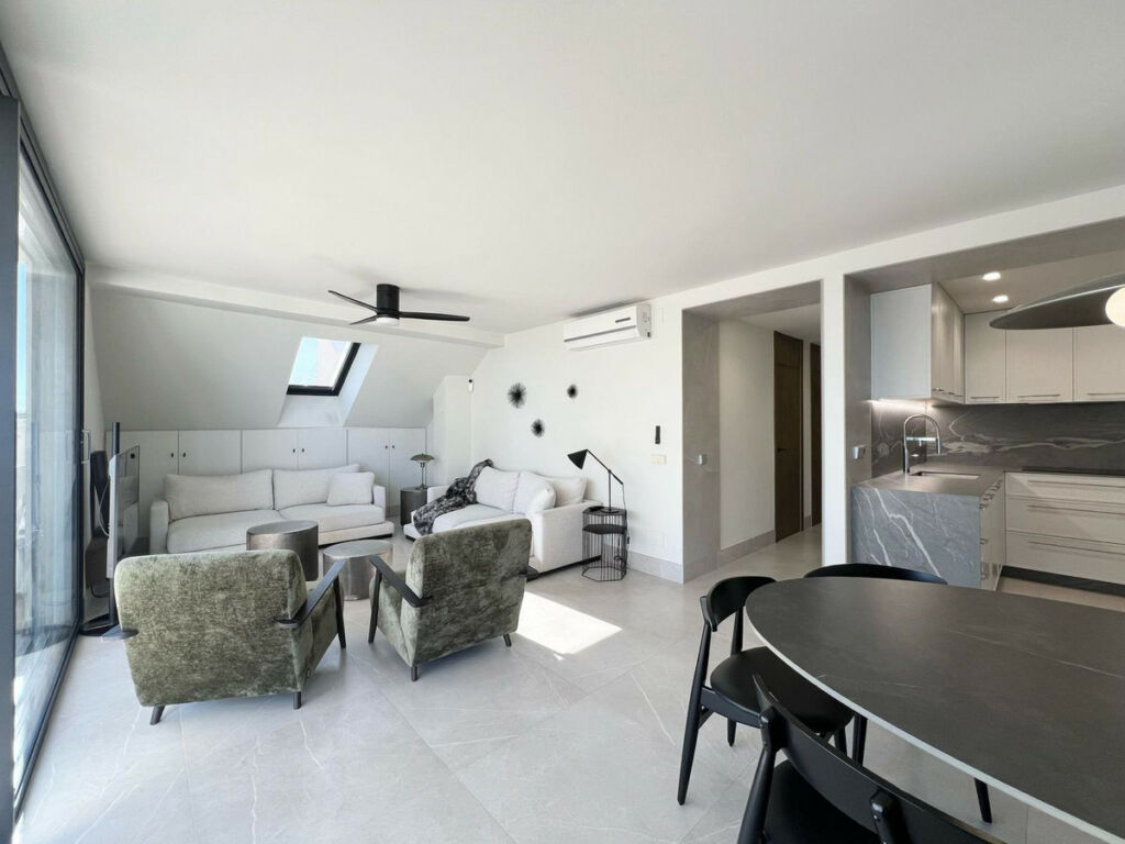 Penthouse Fuengirola Málaga - image 12