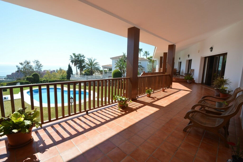 Detached Villa Benalmadena Málaga - image 12
