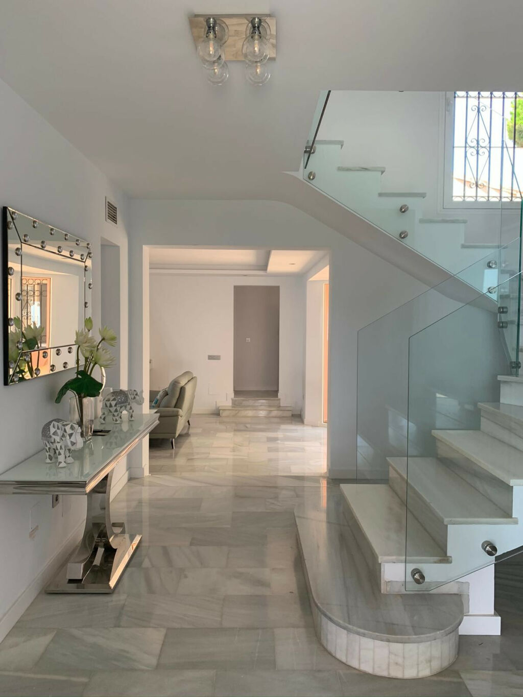 Detached Villa Calahonda Málaga - image 12
