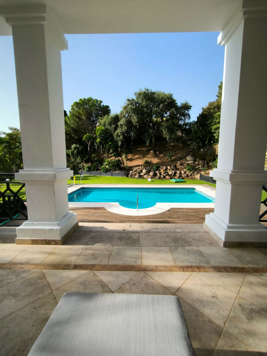 Detached Villa El Madroñal Málaga - image 12