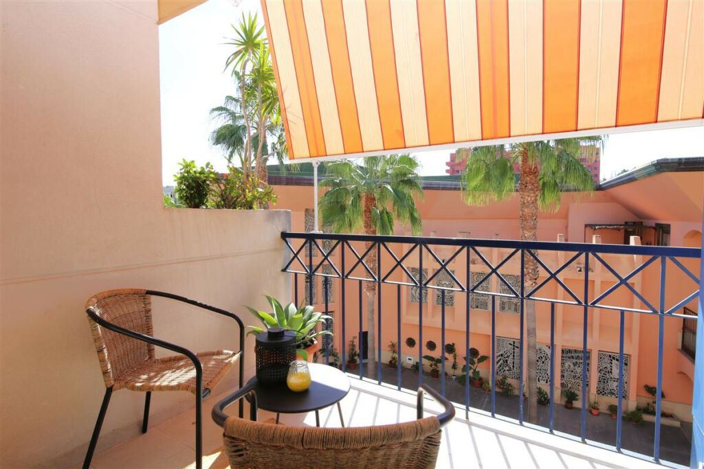 Penthouse Estepona Málaga - image 12