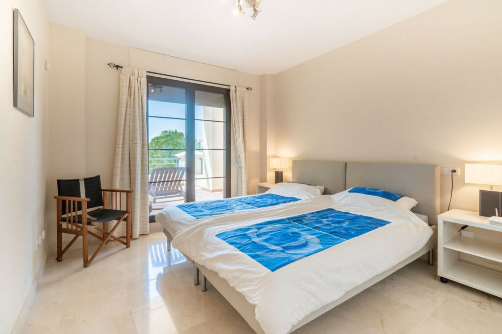 Middle Floor Apartment Los Arqueros Málaga - image 12