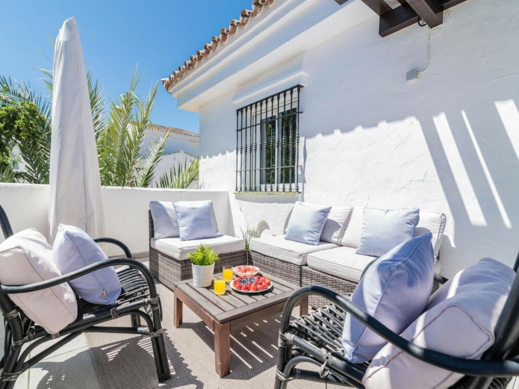 Penthouse Nueva Andalucía Málaga - image 12