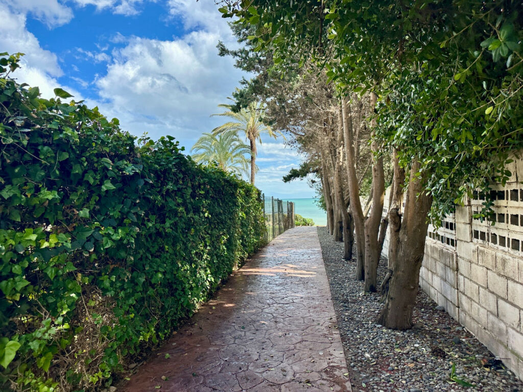 Middle Floor Studio Estepona Málaga - image 12