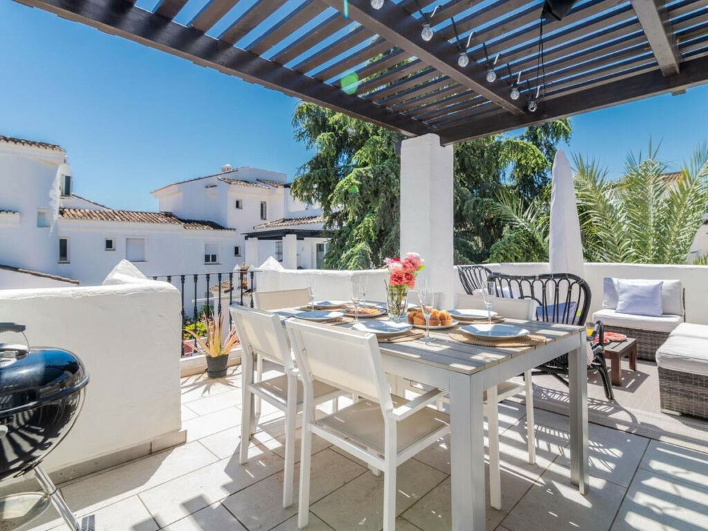 Penthouse Nueva Andalucía Málaga - image 13