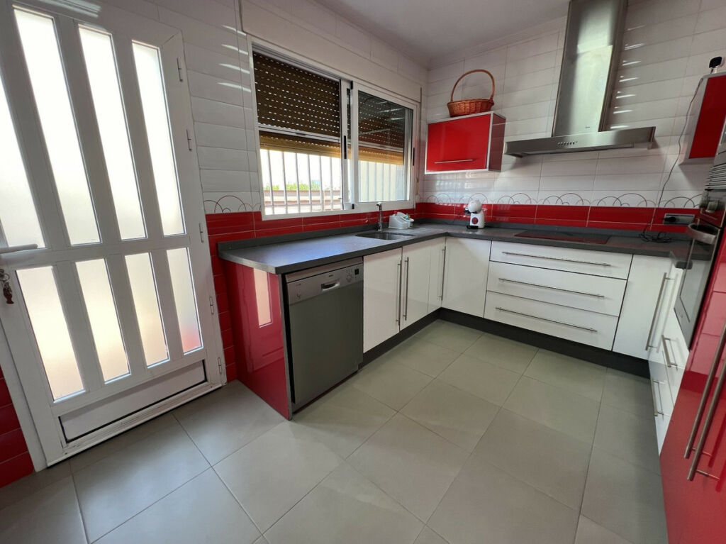Semi-Detached House Torrevieja Alicante - image 13