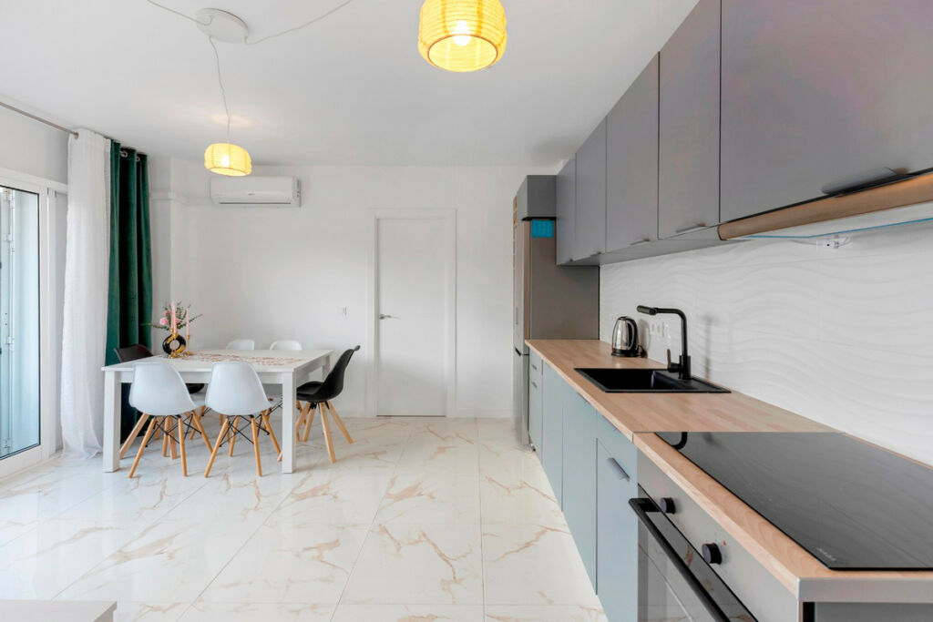 Middle Floor Apartment La Mata Alicante - image 13