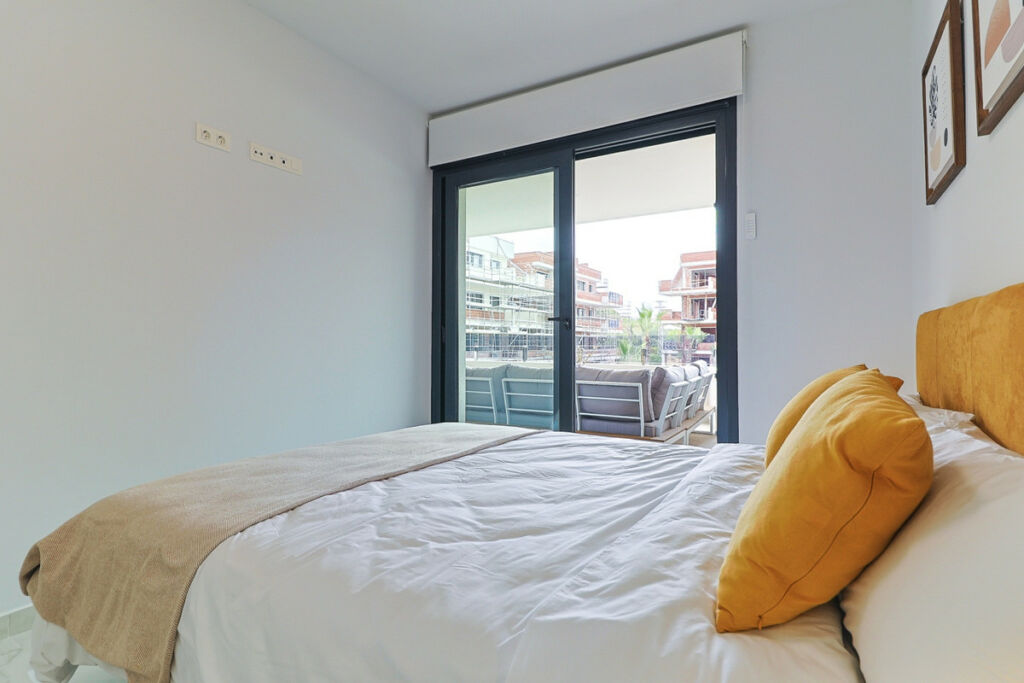 Ground Floor Apartment Los Altos Alicante - image 15