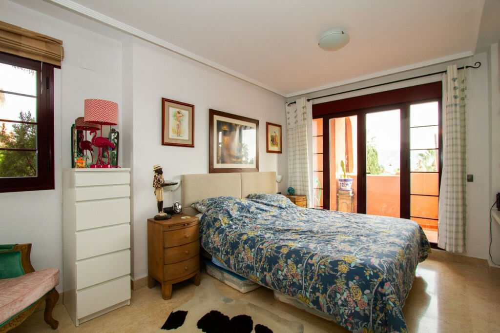 Ground Floor Apartment La Mairena Málaga - image 13