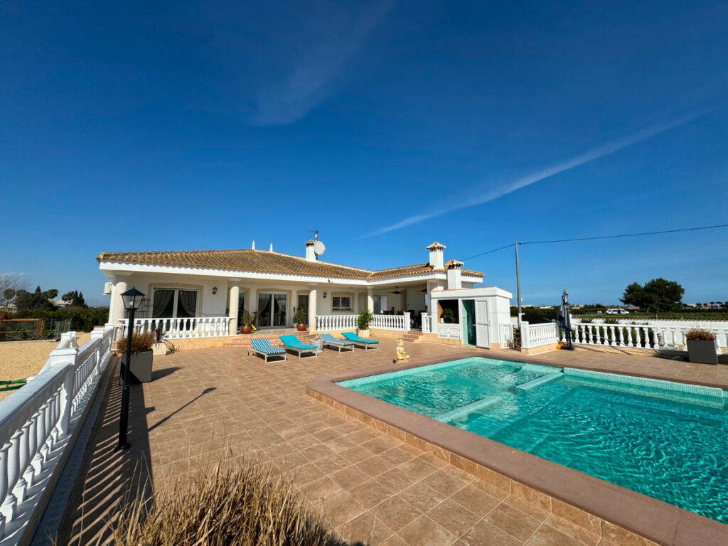 Detached Villa Rojales Alicante - image 13