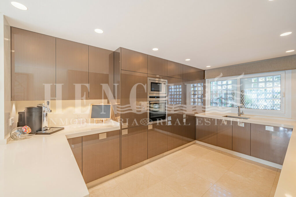 Penthouse The Golden Mile Málaga - image 13