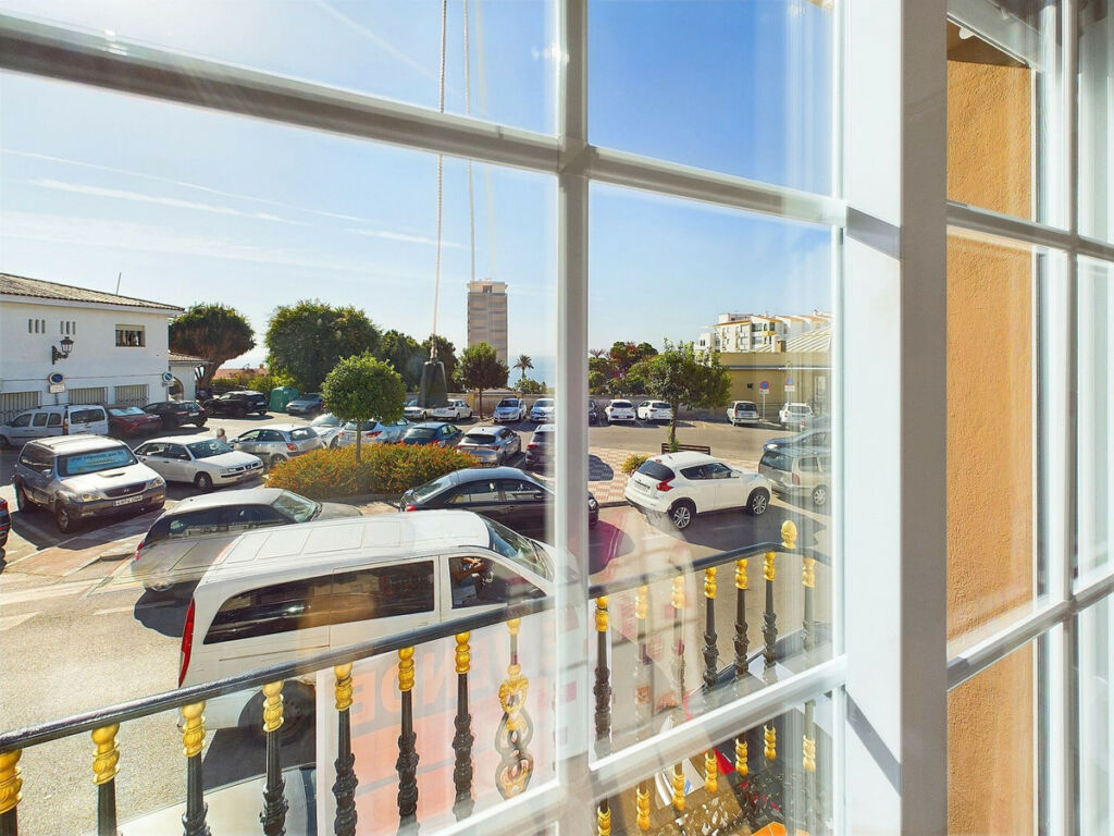 Townhouse Estepona Málaga - image 13