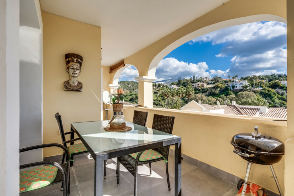Middle Floor Apartment La Quinta Málaga - image 14