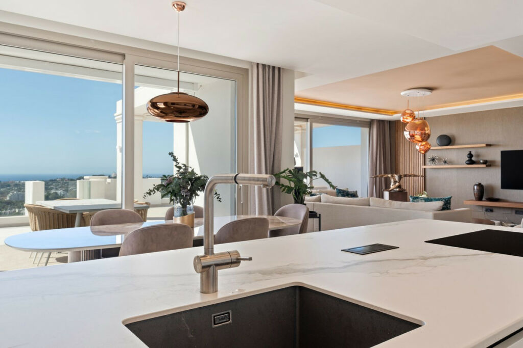 Penthouse Nueva Andalucía Málaga - image 13