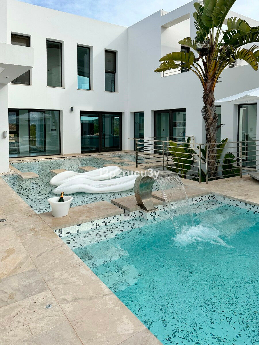 Detached Villa Javea Alicante - image 13