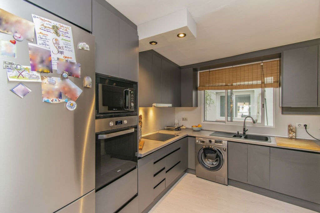 Middle Floor Apartment Marbella Málaga - image 13