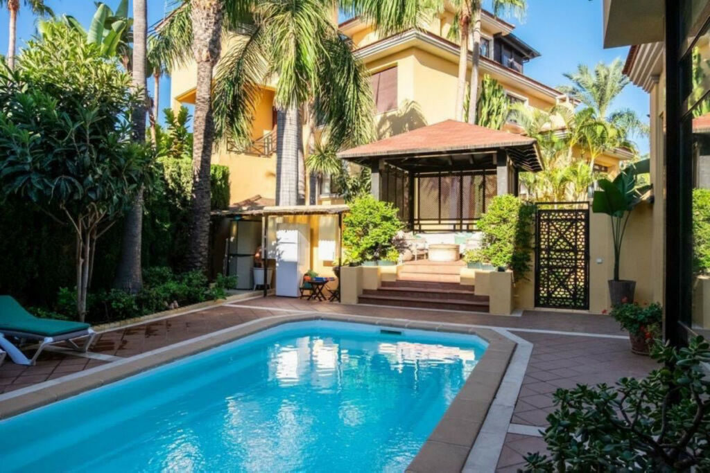 Semi-Detached House Puerto Banús Málaga - image 13