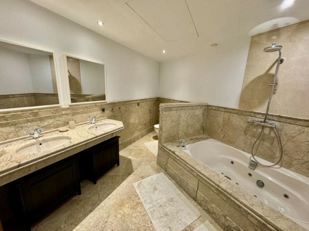 Ground Floor Apartment San Pedro de Alcántara Málaga - image 14