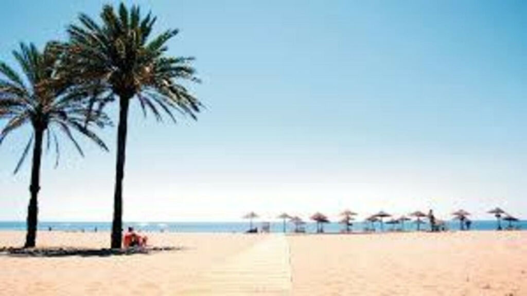 Top Floor Apartment Estepona Málaga - image 17