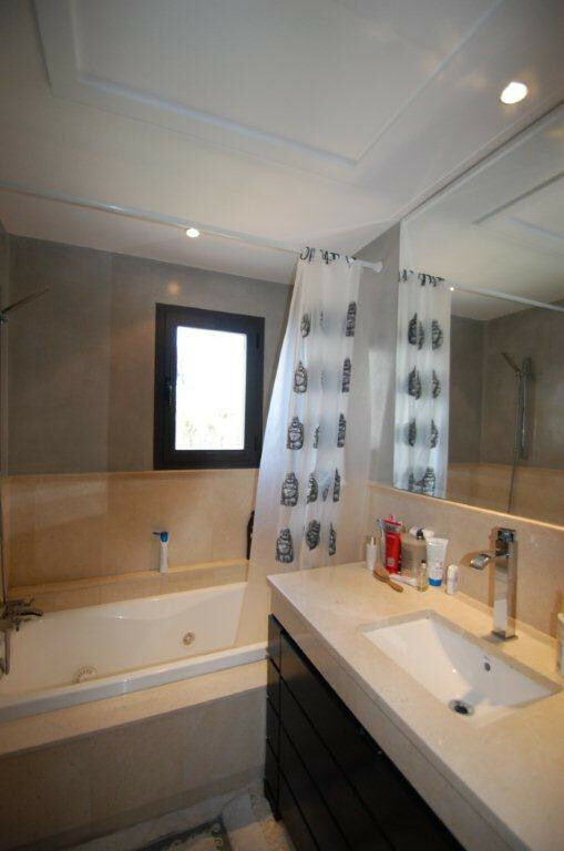 Detached Villa The Golden Mile Málaga - image 13