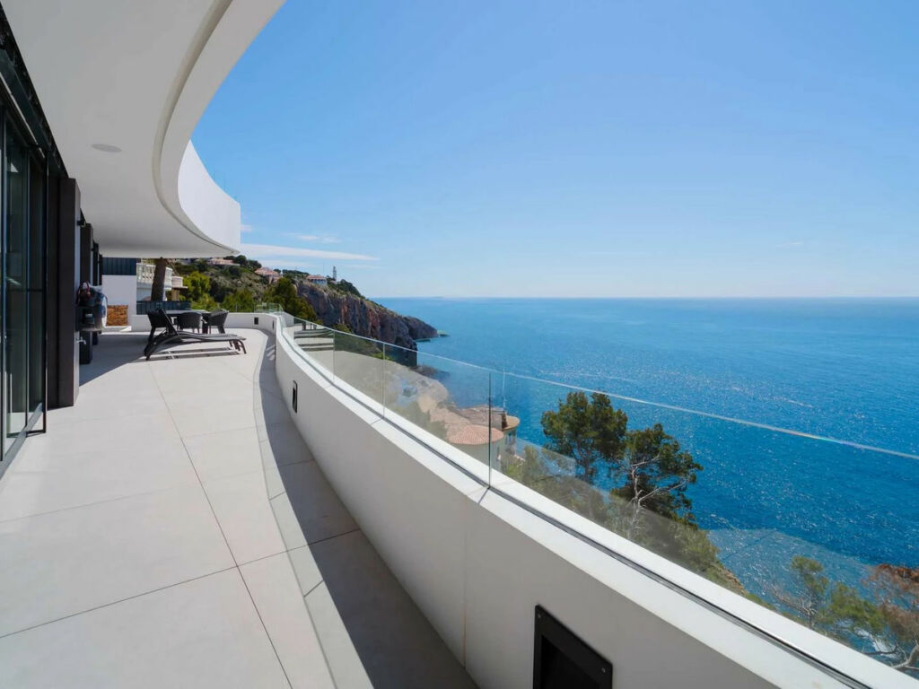 Detached Villa Javea Alicante - image 5