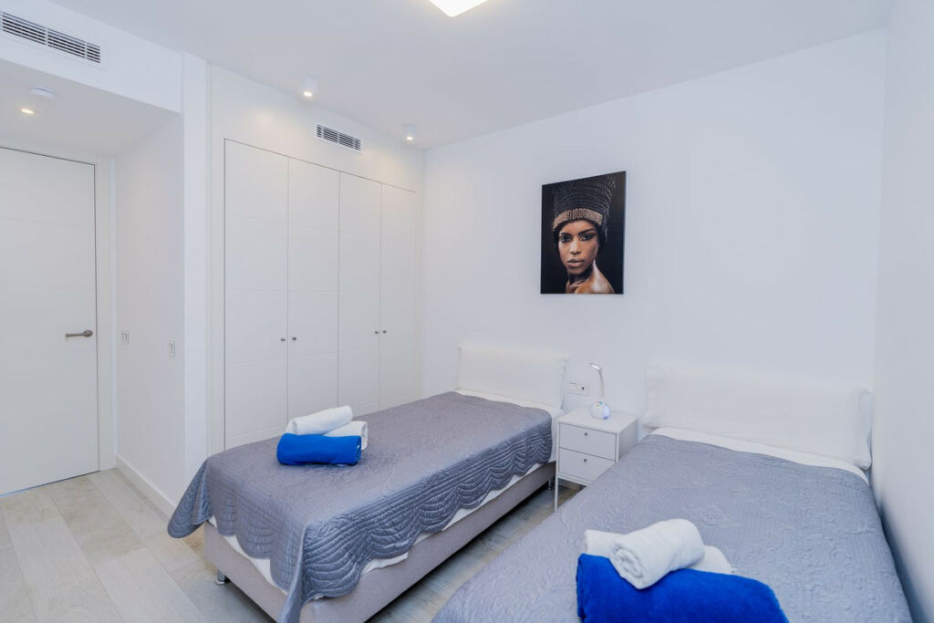Ground Floor Apartment Estepona Málaga - image 14