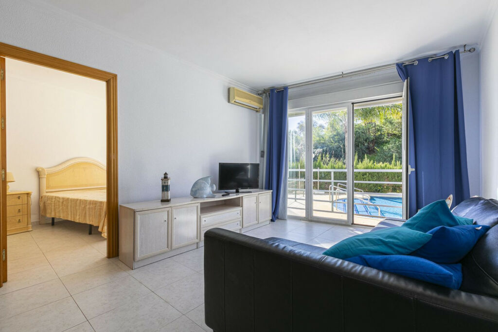 Ground Floor Apartment Calahonda Málaga - image 14