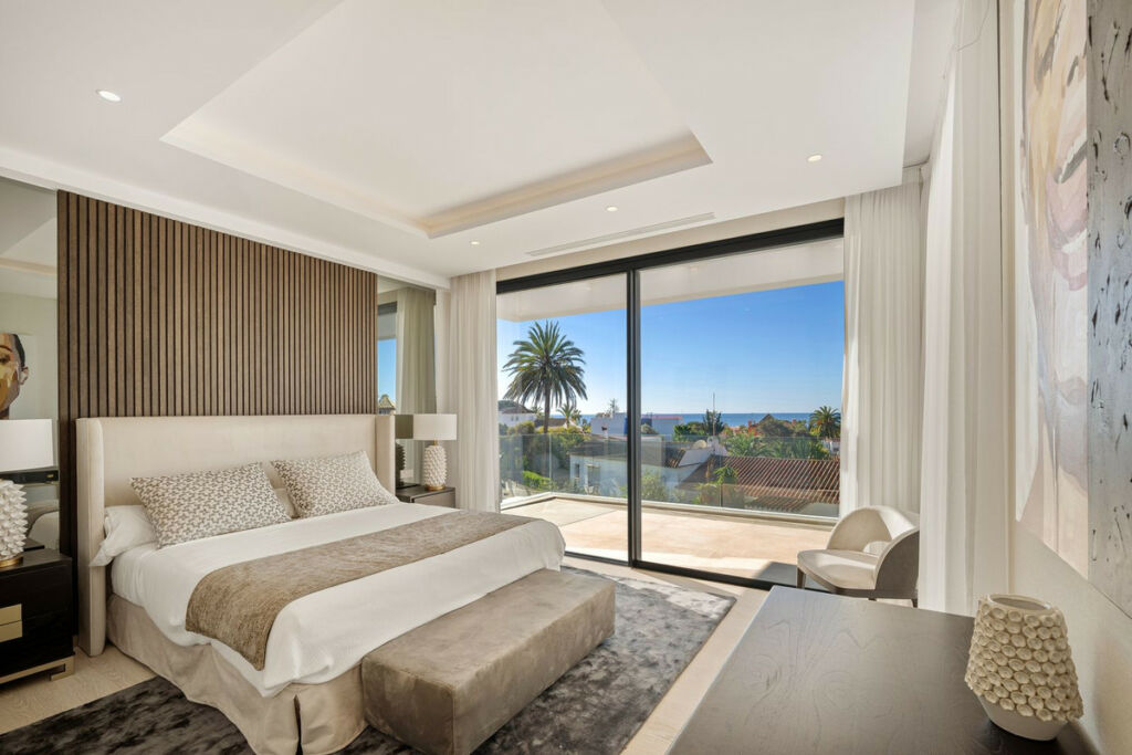 Detached Villa Marbesa Málaga - image 25