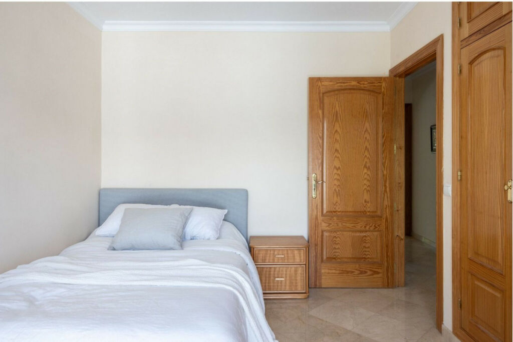 Detached Villa San Pedro de Alcántara Málaga - image 14
