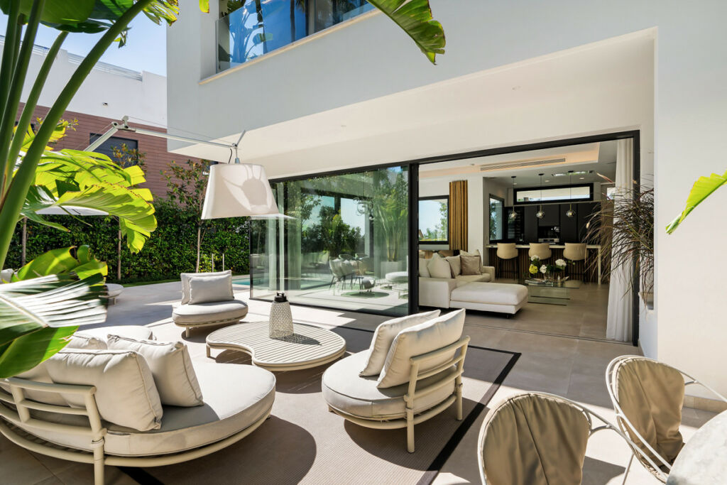 Semi-Detached House Sierra Blanca Málaga - image 14