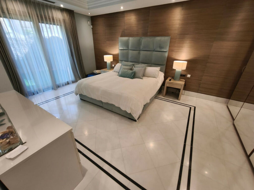 Ground Floor Apartment Puerto Banús Málaga - image 14