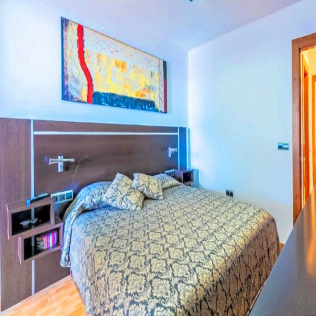 Middle Floor Apartment Estepona Málaga - image 14