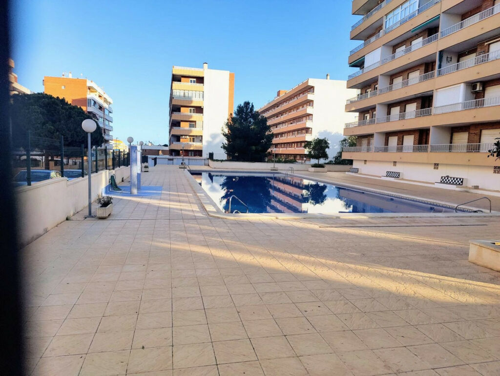 Middle Floor Apartment Punta Prima Alicante - image 17