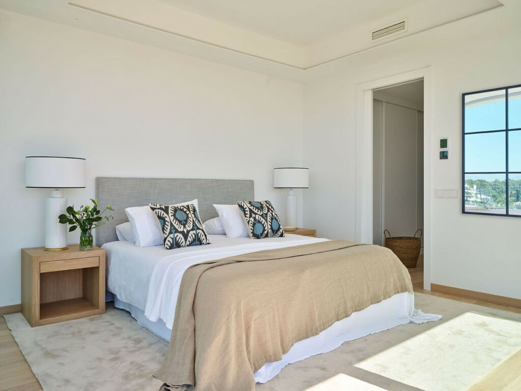 Detached Villa Marbella Málaga - image 13