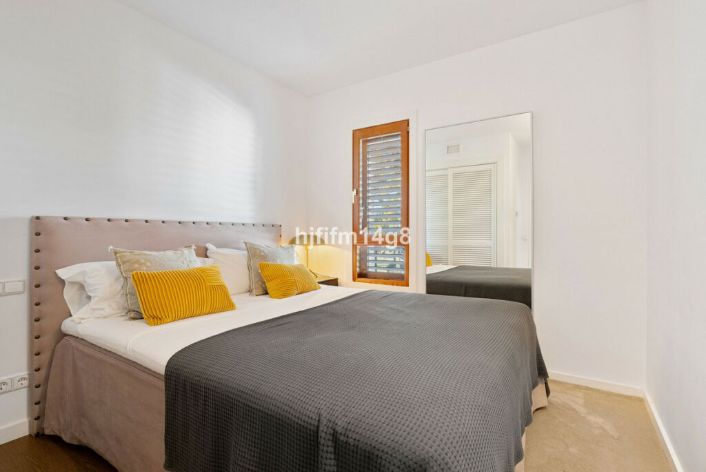 Penthouse Duplex Nueva Andalucía Málaga - image 14