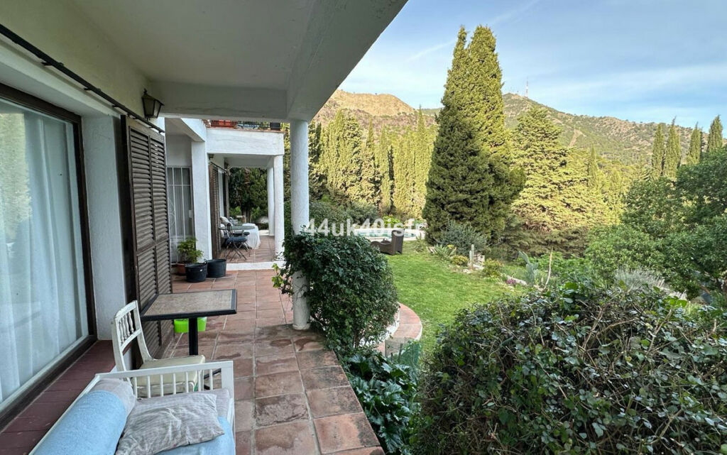 Detached Villa Mijas Málaga - image 17
