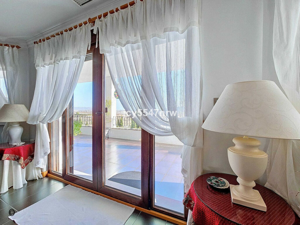 Detached Villa Pinoso Alicante - image 14