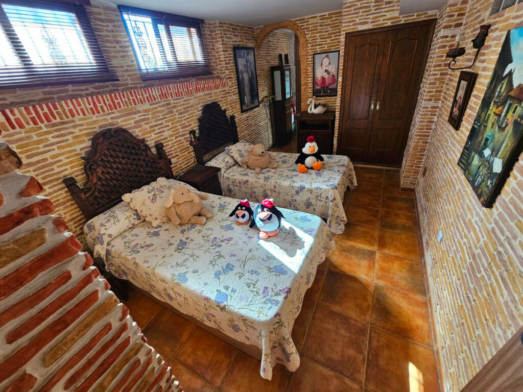 Detached Villa Daya Nueva Alicante - image 14