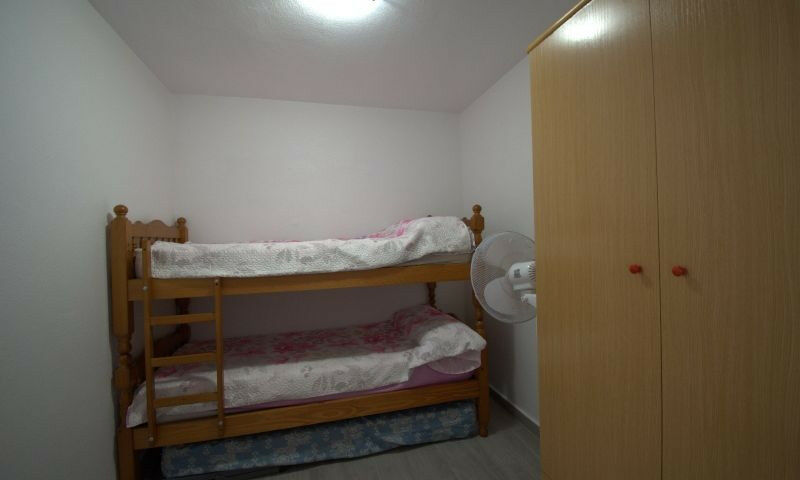 Middle Floor Apartment Torrevieja Alicante - image 14