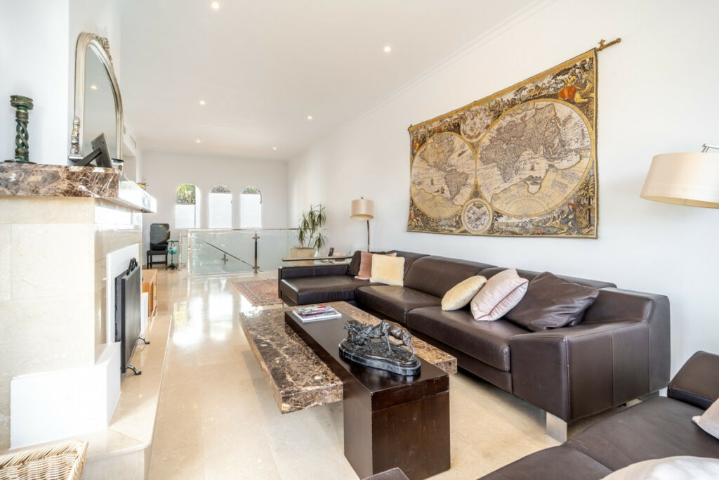 Detached Villa Istán Málaga - image 14