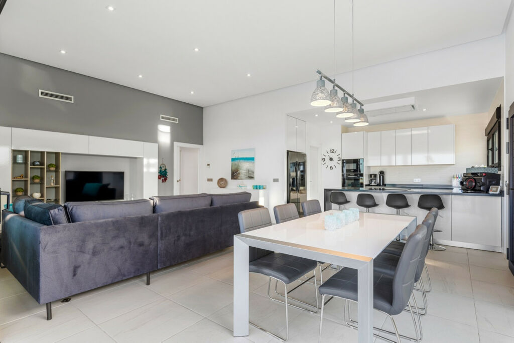 Detached Villa Benijofar Alicante - image 14