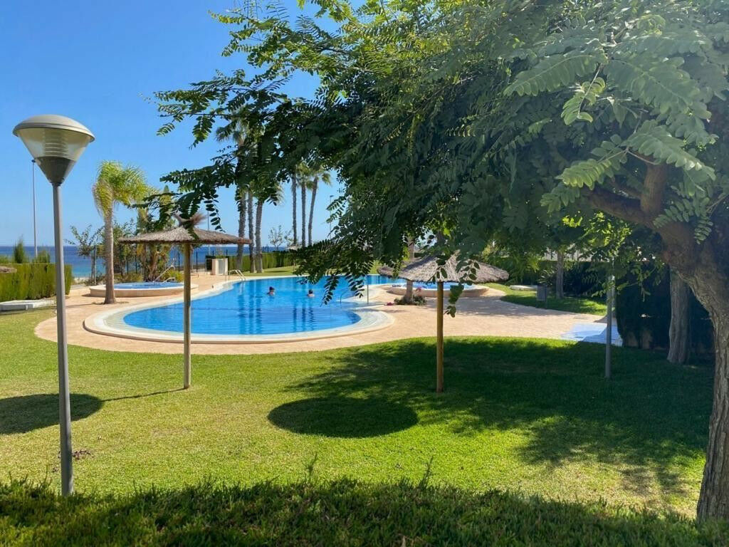 Ground Floor Apartment Mil Palmeras Alicante - image 16