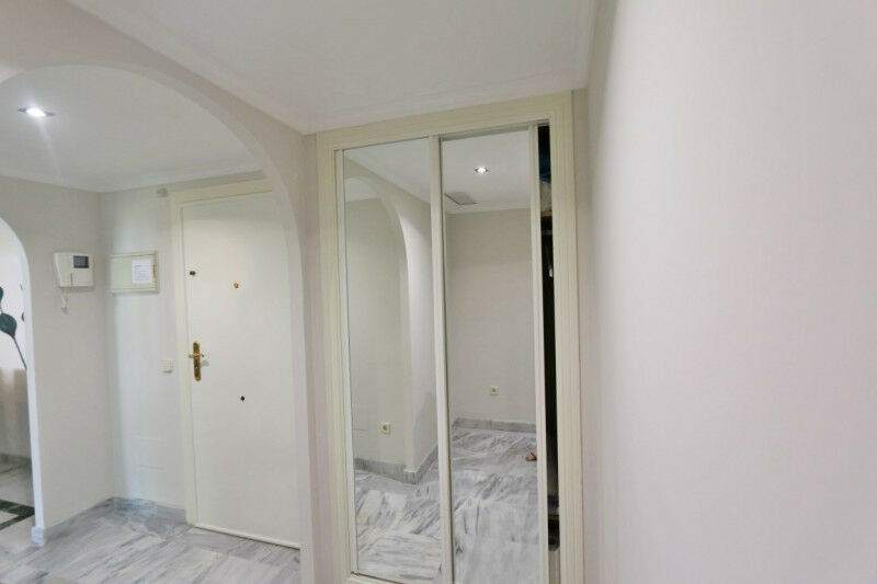 Middle Floor Apartment Nueva Andalucía Málaga - image 14