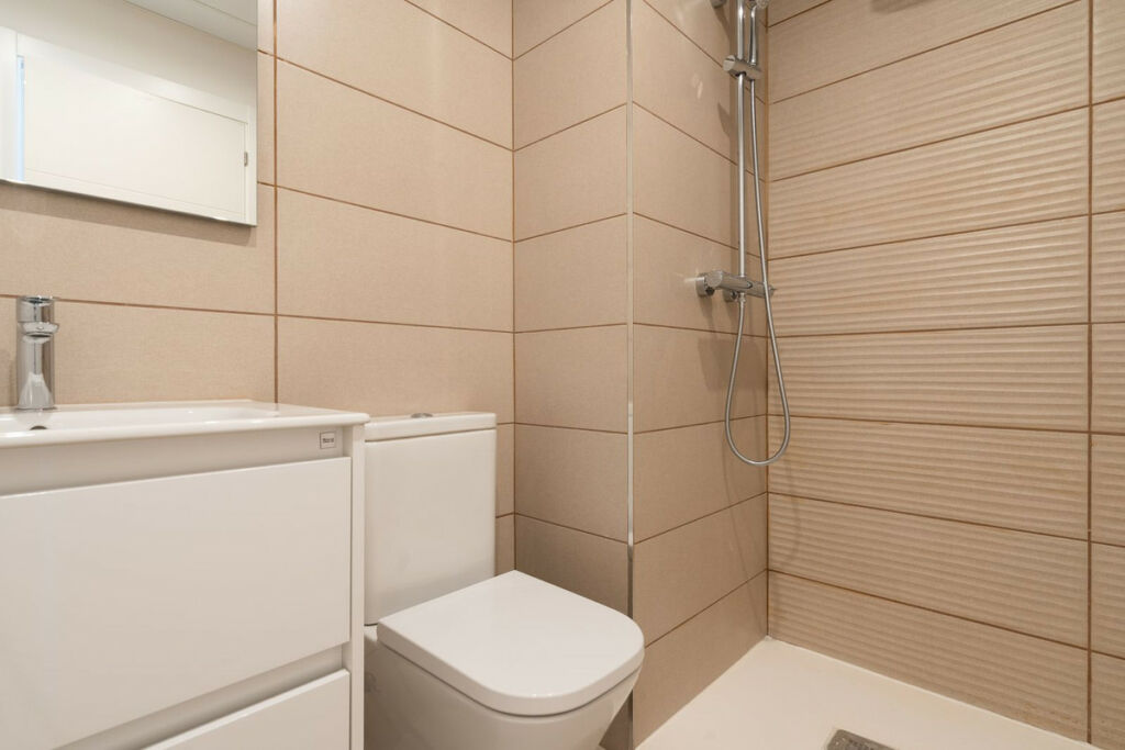 Middle Floor Apartment Estepona Málaga - image 14
